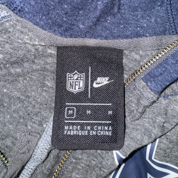 NIKE: Dallas Cowboys Full Zip Lightweight Hoodie for Women: Medium: GUC: NFL - Picture 4 of 4